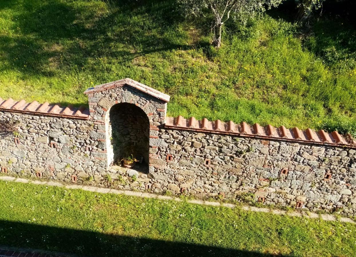 Alloggi In Villa Storica Pescia Exterior photo